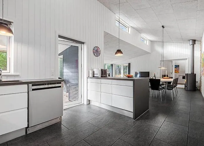 Bv324-blavand-kallesmaerskvej-15 Feriehus *